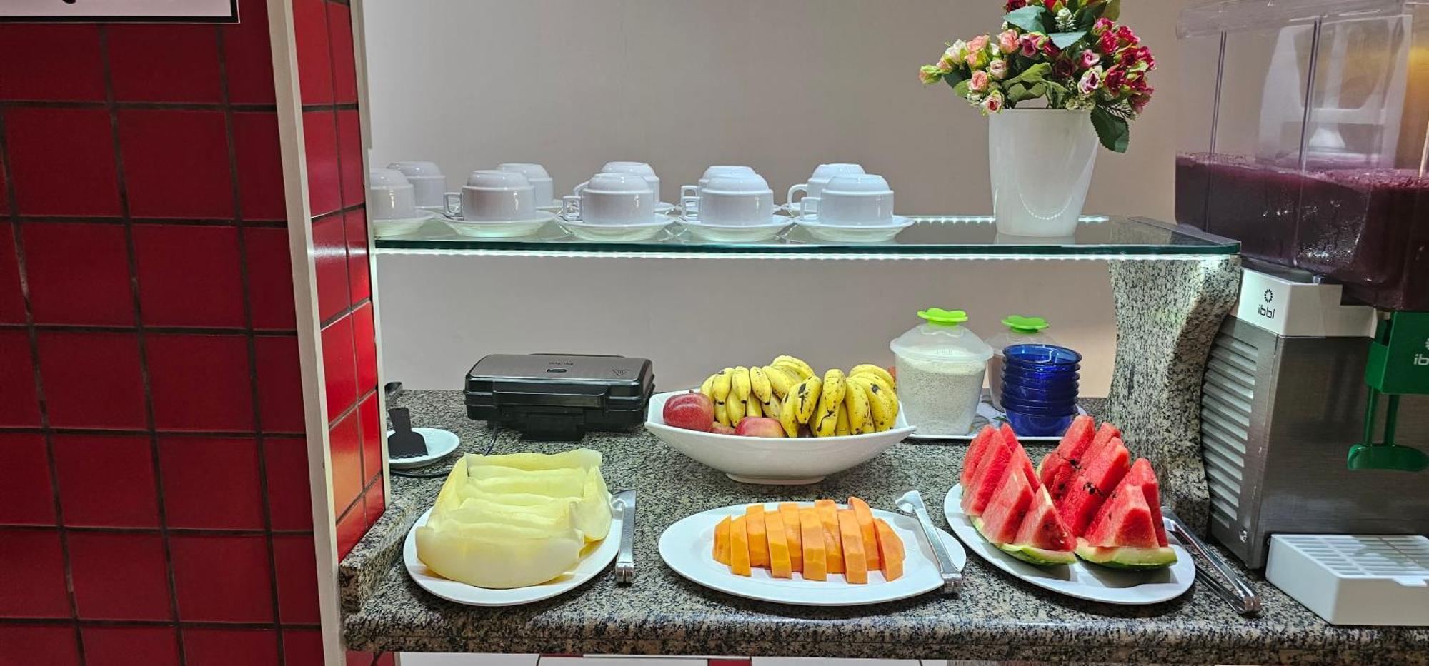 Vitoria Palace Hotel Sinop Eksteriør bilde