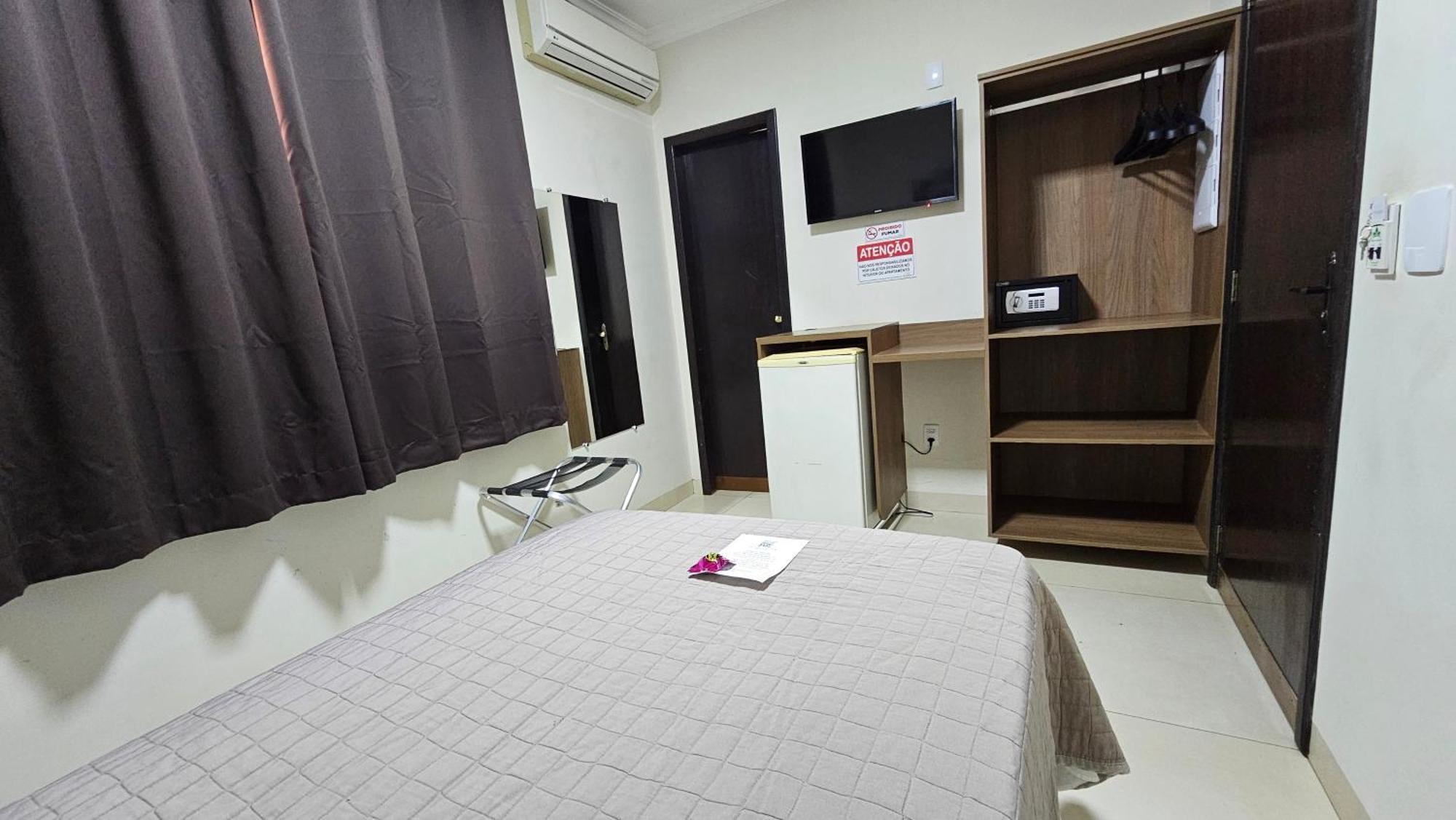 Vitoria Palace Hotel Sinop Eksteriør bilde